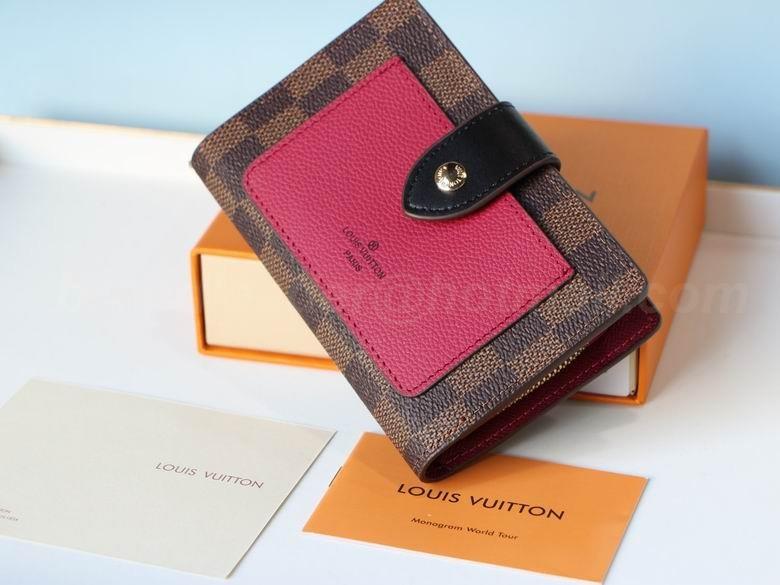 LV Wallets 38